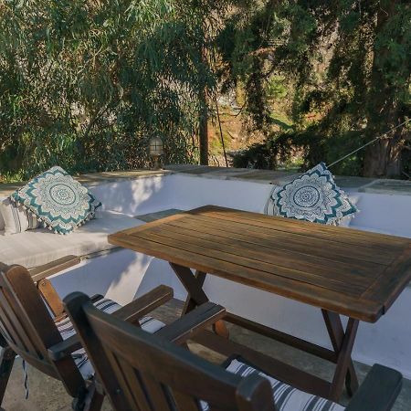 Nereids Guesthouse Ýdra Eksteriør bilde