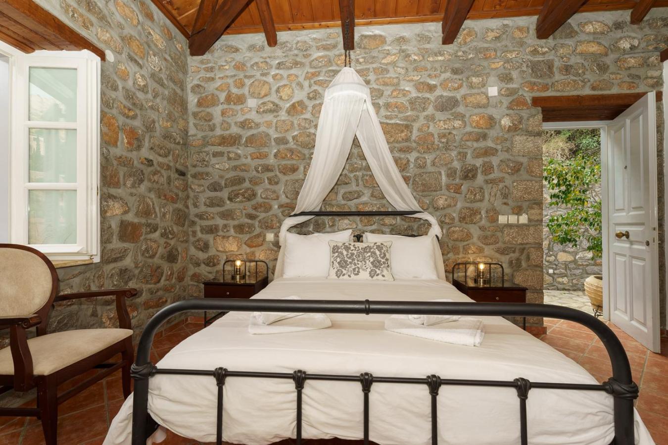 Nereids Guesthouse Ýdra Eksteriør bilde