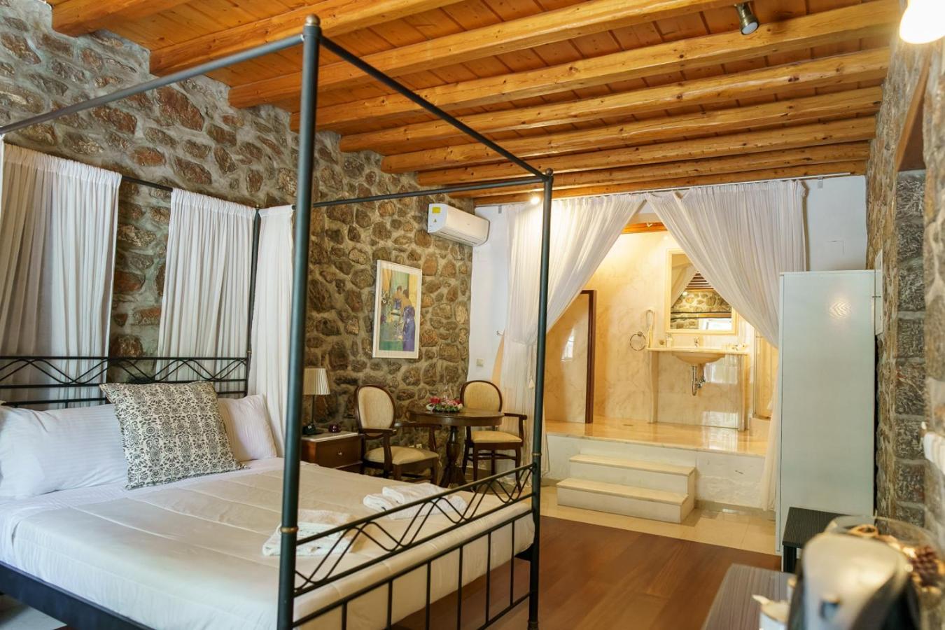 Nereids Guesthouse Ýdra Eksteriør bilde
