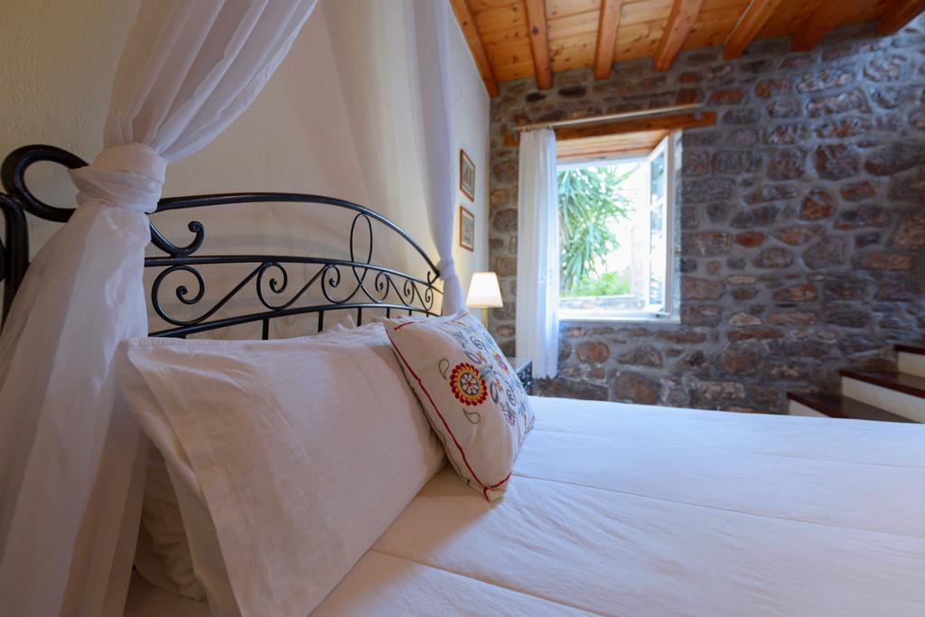 Nereids Guesthouse Ýdra Eksteriør bilde